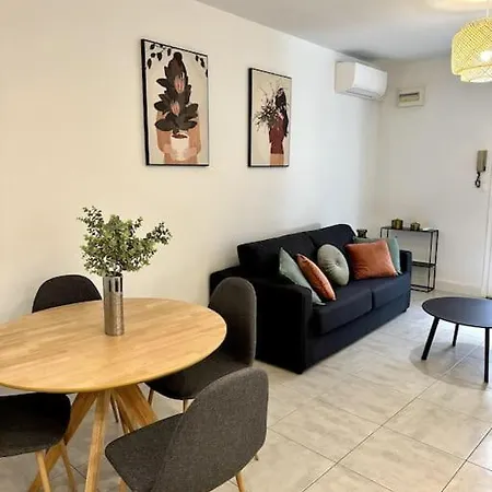 Le Nid Douillet Apartment Nimes